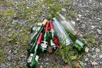 Warum der Jugendstadtrat in Burgstädt aufräumen will - Müllablagerungen wie etwa solche Hinterlassenschaften will der Burgstädter Jugendstadtrat beseitigen.