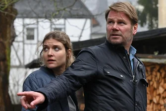 Kriminalhauptkommissar Robert Winkler  (Kai Scheve) und seine Assistentin Karina Szabo (Lara Mandoki) werden nach Hartenstein gerufen. Dort fehlt  von der 16-jährigen Mia jede Spur...