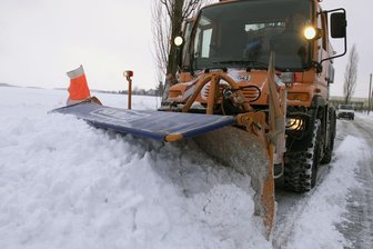 Warum der Treuener Winterdienst immer noch in der Luft hängt - Treuen tut sich gerade schwer, seinen Winterdienst in trockene Tücher zu bekommen.