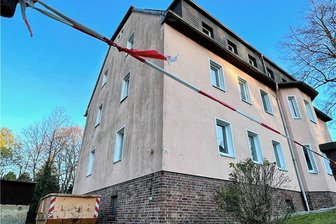 Warum die Abrissbirne an Oederans Lessingstraße vorbeifährt - Das Mehrfamilienhaus in der Oederaner Dr.-Richard-Heyder-Straße 11 will die Stadtbau- und Wohnungsverwaltungsgesellschaft Oederan mbH ausbauen und neu vermieten.