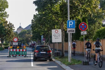 Warum die Jößnitzer Straße in Plauen trotz guter Optik saniert wird - Die Jößnitzer Straße ist derzeit wegen Bauarbeiten gesperrt.