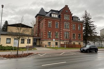 Warum die Polizei das alte Rathaus in Flöha im Visier hat - Das alte Rathaus ist bei der Polizei als Übungsort gefragt.