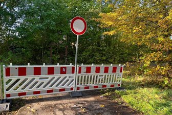 Warum ein beliebter Radweg in Hainichen gesperrt ist - Der Radweg in Richtung Rossau ist jetzt eine Weile gesperrt.