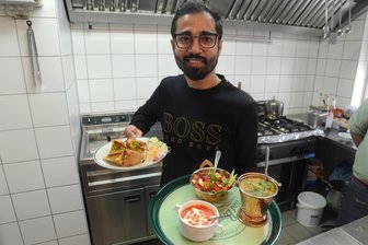 Warum ein Inder in einem kleinen vogtländischen Ort ein Restaurant eröffnet - Suni Kumar betreibt in Grünbach ein indisches Restaurant.
