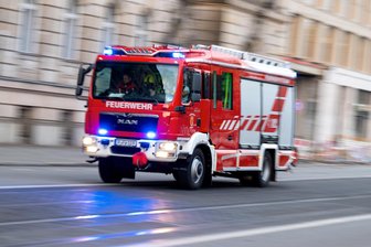 Warum ein kaputtes Einsatzfahrzeug in Flöha für Einsatzstress in Falkenau sorgt - Weil das Flöhaer HLF-Fahrzeug defekt ist, muss die Falkenauer Wehr häufig ausrücken.