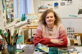 Warum eine finnische Illustratorin Chemnitz als Schatz sieht - Die finnische Illustratorin Saara Vallineva, die das Chemnitzer Märchenbuch gestaltet hat.