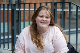 Warum eine junge US-Amerikanerin das Vogtland ihr neues Zuhause nennt - Tasha Branden ist Sprachassistentin für Englisch am Beruflichen Schulzentrum Anne Frank.