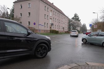 Warum es an einer Zwickauer Kreuzung so oft kracht - Die viel befahrene Kreuzung Julius-Seifert-/Jacobstraße gilt als Unfallhäufungsstelle.