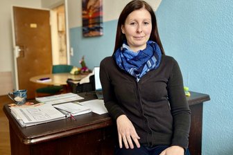 Warum hier aktuell kein Unterricht ausfällt: Dürer-Schule in Aue hat neue Leiterin - Susanne Müller aus Affalter leitet seit Schuljahresbeginn die Dürer-Grundschule in Aue.