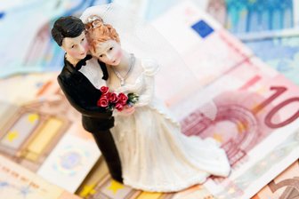 Warum Paare nicht mit Geldgeschenken kalkulieren sollten - Oft gar nicht günstig: die eigene Hochzeit.