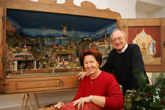 Warum Plauens Partnerstadt Steyr alljährlich in der Adventszeit zum Mekka von Weihnachtskrippenfreunden wird - Krippen aus Steyr wurden bereits vor einigen Jahren auch in einer Ausstellung im Vogtlandmuseum gezeigt.