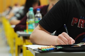 Warum Sachsen die Mathe-Abiturnote anhebt -