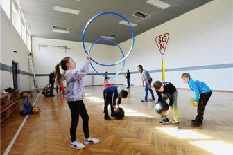 Warum Sportler in Penig jetzt mehr zahlen müssen - Jüngst wurde die Turnhalle Niedersteinbach frisch gestrichen.