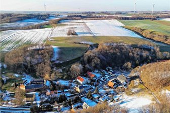 Warum Wildenfels-Schönau so begehrt als Solarpark-Standort ist - Im Wildenfelser Ortsteil Schönau gibt es Pläne für mehrere Solarparks.