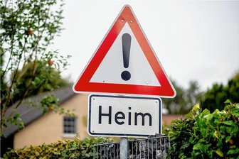 Warum wird das Pflegeheim immer teurer? Fragen und Antworten zu Kosten und Entlastungsbetrag - Achtung, hier wird es teuer! 