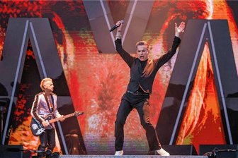 Was am Konzert von Depeche Mode in Leipzig so besonders war - Depeche Mode am Freitagabend auf der Leipziger Festwiese. Genau ein Jahr zuvor war Keyboarder Andrew Fletcher gestorben.