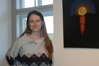 Was bedeutet „zu Hause“? Drei Vogtländer wollen’s genauer wissen - Hannah Parteschfeld ist eine der drei Mühltroffer, die ihre Kunst ausstellen.