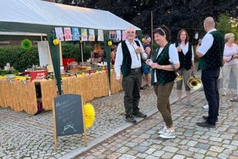Was bei den Anglern aus dem Auerbacher Ortsteil besonders gut schmeckt - Der Anglerverein in Reumtengrün hatte am Wochenende gefeiert.