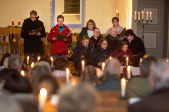 Was das Erfolgsgeheimnis der Plauener Elterninitiative für Menschen mit Behinderung und deren Familien ist - Beim Adventskonzert in der Markuskirche wirkte auch der Inklusionschor der Elterninitiative für Menschen mit Behinderung und deren Familien Vogtland mit.