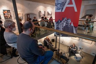 Was den Zeichner e.o.plauen mit seiner Heimatstadt verbunden hat - Anlässlich des Jubiläums "900 Jahre Plauen" zeigt das Erich-Ohser-Haus die Ausstellung "e.o.plauen & Plauen". Sie wurde am Freitag eröffnet.