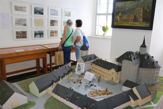 Was der Denkmaltag im Plauener Umland zu bieten hat - Im Schloss Mühltroff ist dasselbe als Miniatur zu besichtigen.