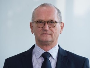 Was der Rechnungshof gegen zu viel Landespersonal hat - Karl-Heinz Binus, Präsident des sächsischen Rechnungshofes.