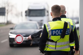 Was die EU-Asylreform bringen soll - Ob und wann die europäische Asylreform auch zum Ende der deutschen Grenzkontrollen führen wird, ist offen. (Archivbild) 