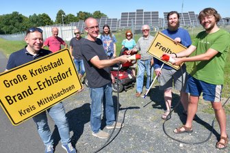 Was die Klimaschützer in Freiberg und Brand-Erbisdorf feiern - Klimaschützer aus Freiberg und Brand-Erbisdorf trafen sich am Rotvorwerk. Im Bild v. v. l.: Mirko Espig, Jörg Rehwagen, Konstantin Wunderlich-Hörsch und Christian Mädler.