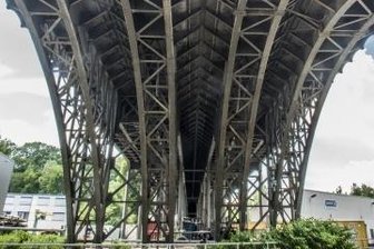 Was die Stadt Chemnitz unterm Bahnviadukt über der Annaberger Straße vorhat - Einst vom Abriss bedroht, wird das Viadukt an der Annaberger Straße nun saniert.