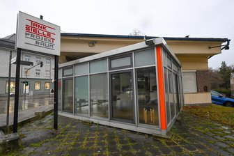 Was ein Physiker über Elektronen und Protonen zu erzählen hat: Vortrag in Chemnitzer Tankstelle Projektraum - In der Tankstelle Projektraum ist derzeit die Ausstellung „Boxes“ von Gert Wimmer zu sehen.