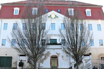 Was im alten Rittergut einziehen könnte - Das Herrenhaus des früheren Rittergutes Hohenfichte wurde bereits vor Jahren saniert.