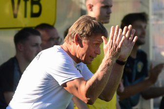 Was ist los beim VfB Auerbach? Schock-Niederlage beim Oberliga-Schlusslicht - „Es ist eine unheimlich bittere Niederlage“: Emotionen bei VfB-Trainer Sven Köhler.