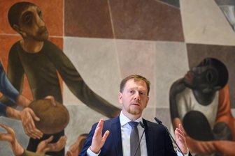 Was Kretschmer Sachsens Bürgermeistern, Erziehern und Eltern beim Kita-Kongress zusichert - Sachsens Ministerpräsident Michael Kretschmer (CDU) beim Kita-Kongress im Haus der Kirche.