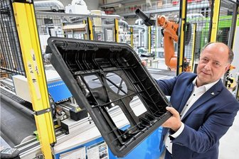 Was Leichtbau-Forscher aus Chemnitz zum Klimaschutz beitragen - Forscht an neuen Technologien für den Leichtbau: Professor Lothar Kroll.