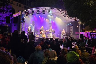 Was machen wir am Wochenende? Ausgehtipps für Westsachsen - Die Zwickauer Band „Old Albatros“ wird am Samstag ab 21 Uhr bei „Summer Rock“ am Robert-Schumann-Denkmal spielen.
