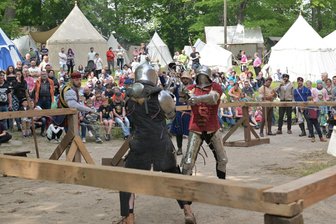 Was machen wir am Wochenende? Ausgehtipps für Westsachsen - Mittelalterfans kommen am Wochenende beim Heer- und Ritterlager in Hartenstein auf ihre Kosten.