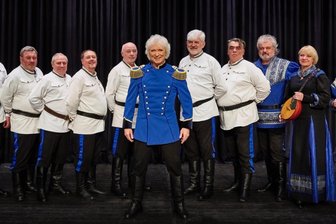 Was machen wir am Wochenende? Ausgehtipps für Westsachsen - Peter Orloff und der Schwarzmeer-Kosaken-Chor kommen auf ihrer Abschiedstournee am Sonntag in die Zwickauer „Neue Welt“.