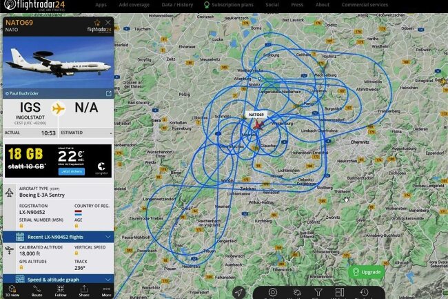 Was macht ein Awacs-Aufklärer am Himmel über Südwestsachsen? - Schleifen über Südwestsachsen: Flugbewegungen einer Nato-Maschine am Dienstag, aufgezeichnet auf der Webseite Flightradar24.