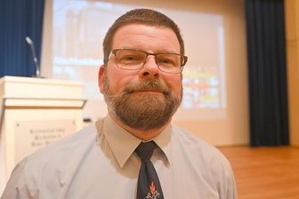 Was sich die Feuerwehr Bad Elster für dieses Jahr wünscht - Den Rechenschaftsbericht hielt Stadtwehrleiter Andreas Dietz.