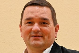 Was sich Oelsnitzer wünschen - Jens Haudel stand bei der Oelsnitzer Einwohnerversammlung Rede und Antwort. 
