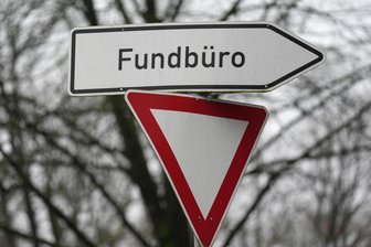 Was verloren? Chemnitzer Fundbüro ändert kurzzeitig Öffnungszeiten - Wer am Donnerstag Verlorenes abholen möchte, hat schlechte Karten.