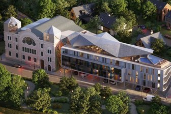 Was wird aus dem Tivoli in Olbernhau? Investor bittet weiter um Geduld - Anstatt eines Hotels will Andreas Scholz Eigentumswohnungen verwirklichen. Links: das ehemalige Veranstaltungshaus Tivoli.