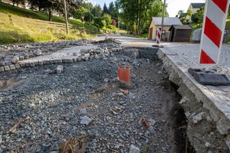 Wasser beschädigt Teilstück der Ortsdurchfahrt Ruderitz - 