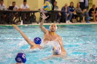 Wasserball-Bundesliga: SVV Plauen unterliegt zu Hause dem SV Krefeld - Plauens Stepan Rezek war mit zwei Treffern bester Werfer des SVV gegen den SV Krefeld.
