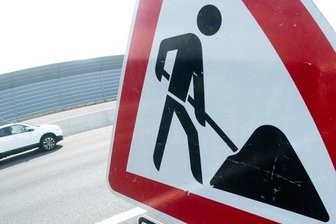 Wasserrohrbruch in Chemnitz: Staugefahr rund um die Dresdner Straße -