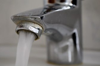 Wasserrohrbruch in Cunersdorfer Kita: Einrichtung muss umziehen - 