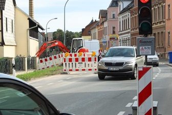 Wasserrohrbruch in Langenhessen - Ein Rohrbruch in Langenhessen behinderte den Verkehr.