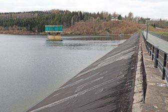 Wasserversorgung in Mittelsachsen: Wo die Nachfrage nach Privatbrunnen besonders hoch ist - Die Talsperre Lichtenberg dient der Trinkwasserversorgung.