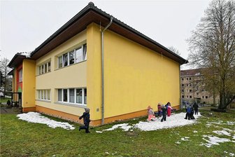 Wechselburg legt sich fest: Hier will der Ort investieren - An der Nordseite der Kita "Buratino" in Wechselburg soll ein neuer Anbau für den Hort entstehen. 