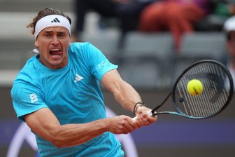 Wechselhafter Zverev besiegt Altmaier in Rom - Alexander Zverev hat die dritte Runde des Turniers in Rom erreicht.